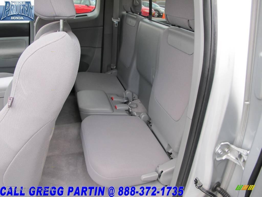 2009 Tacoma V6 TRD Access Cab 4x4 - Silver Streak Mica / Graphite Gray photo #14