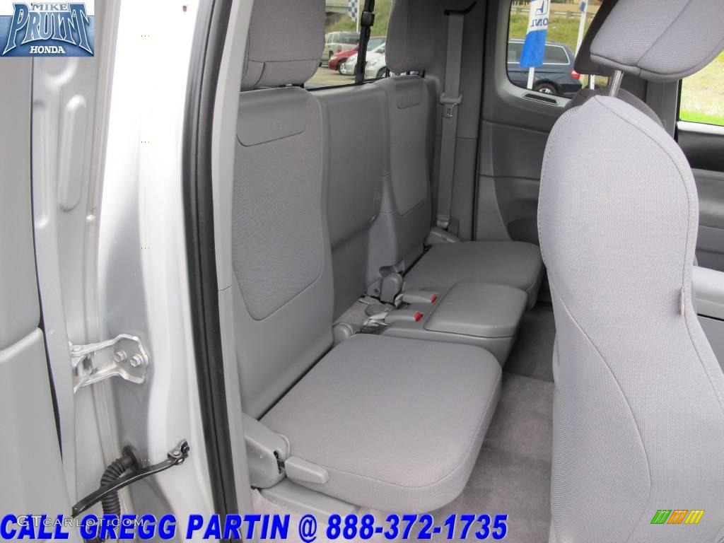 2009 Tacoma V6 TRD Access Cab 4x4 - Silver Streak Mica / Graphite Gray photo #16
