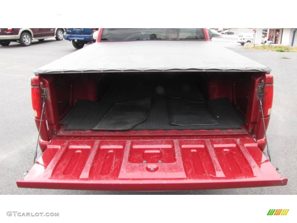 2002 S10 LS Regular Cab - Dark Cherry Red Metallic / Medium Gray photo #9