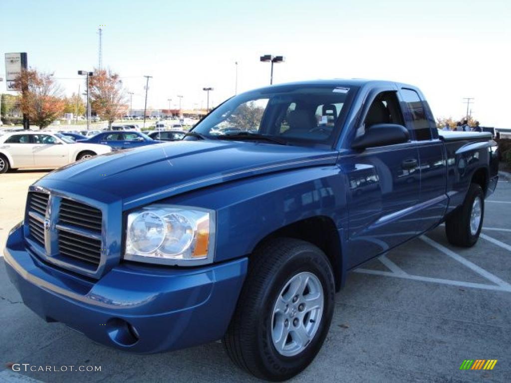 2006 Dakota ST Club Cab 4x4 - Atlantic Blue Pearl / Medium Slate Gray photo #7