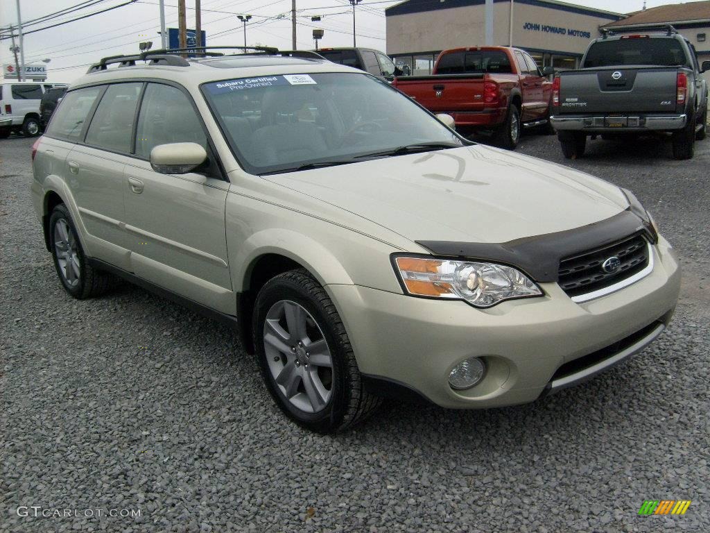 2006 Outback 3.0 R L.L.Bean Edition Wagon - Champagne Gold Opalescent / Taupe photo #1