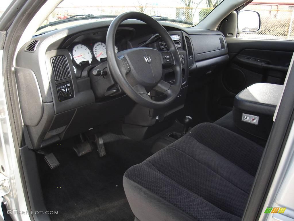 2004 Ram 1500 SLT Quad Cab 4x4 - Bright Silver Metallic / Dark Slate Gray photo #27