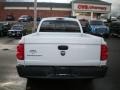Bright White - Dakota ST Club Cab Photo No. 8