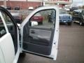 Bright White - Dakota ST Club Cab Photo No. 19