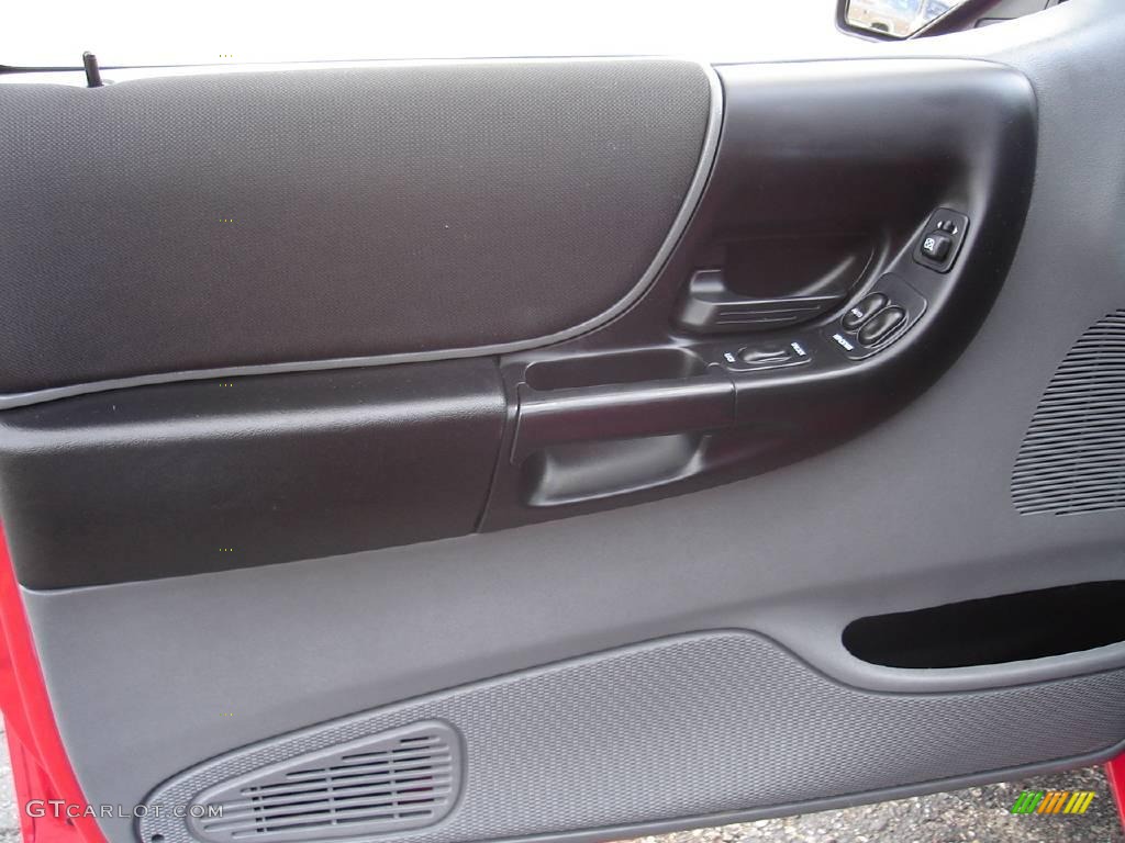 2007 Ranger Sport SuperCab - Torch Red / Medium Dark Flint photo #24