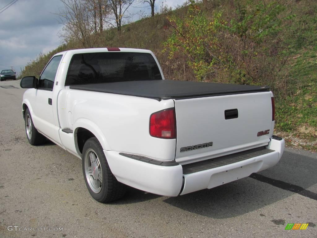 2000 Sonoma SLS Sport Regular Cab - Summit White / Pewter photo #5