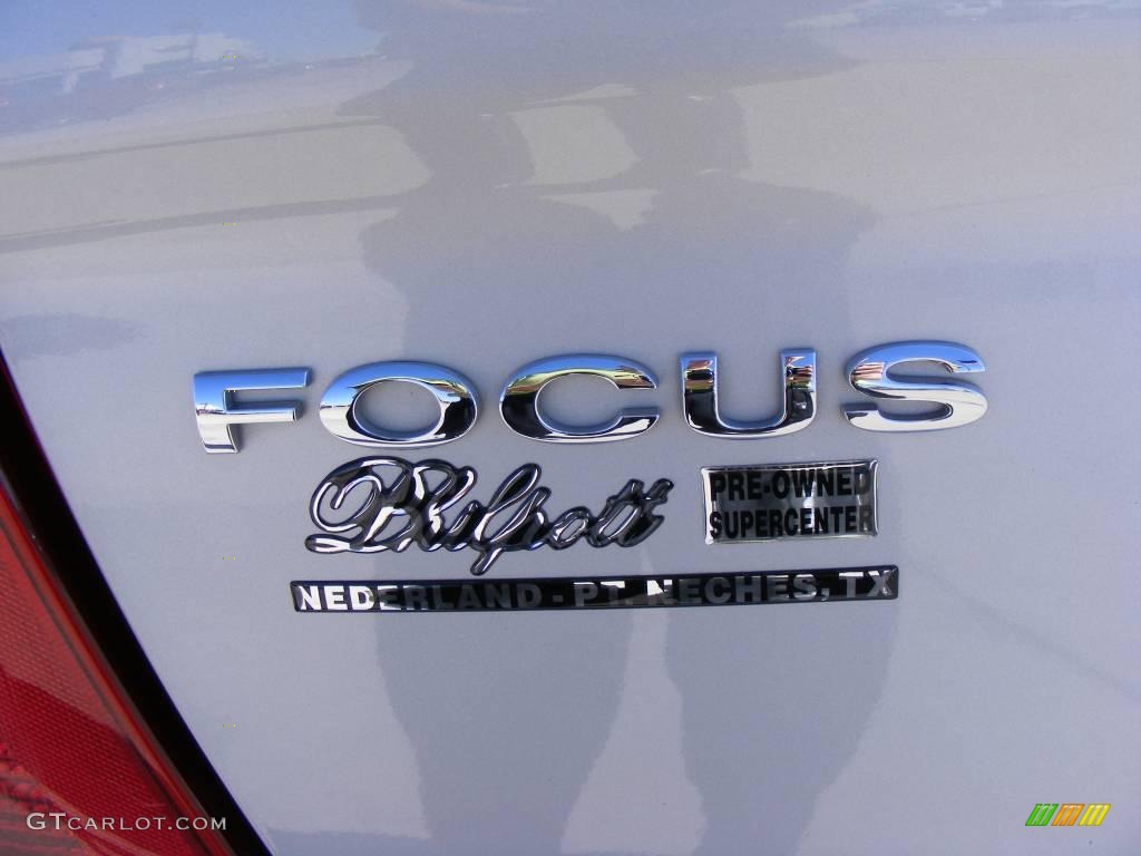 2007 Focus ZX4 S Sedan - CD Silver Metallic / Charcoal/Light Flint photo #10