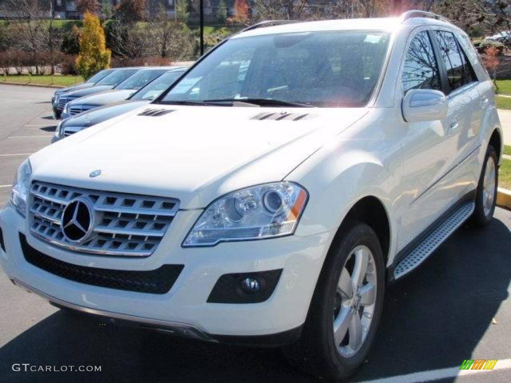 2010 ML 350 4Matic - Arctic White / Cashmere photo #1