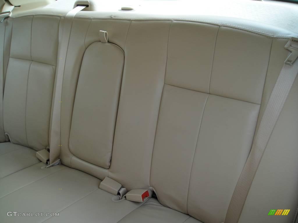 2006 Grand Marquis GS - Light Tundra Metallic / Light Camel photo #12