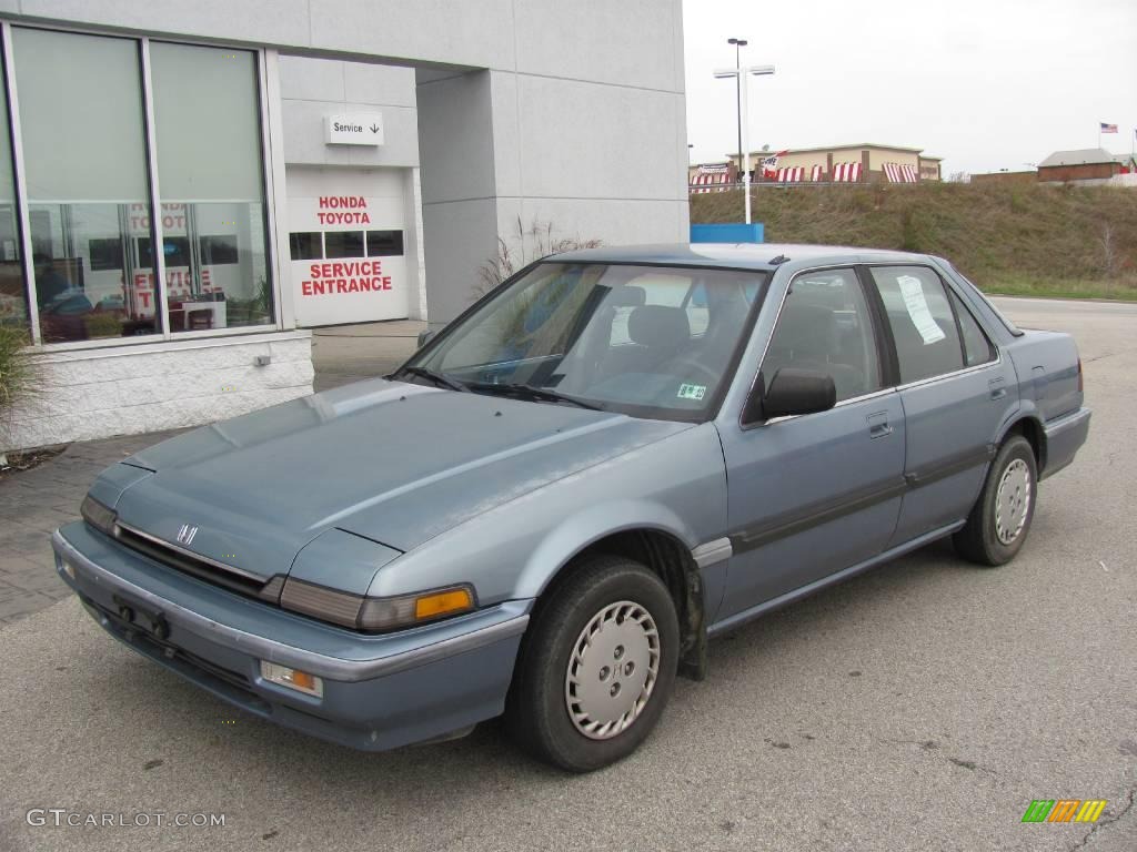 1989 Accord LX Sedan - Light Blue Metallic / Blue photo #2