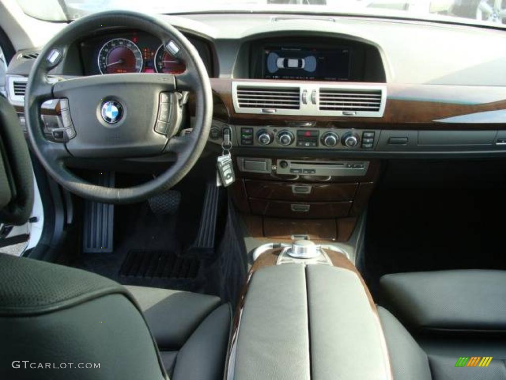 2007 7 Series 750i Sedan - Alpine White / Black photo #12