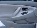 Super White - Camry LE Photo No. 6