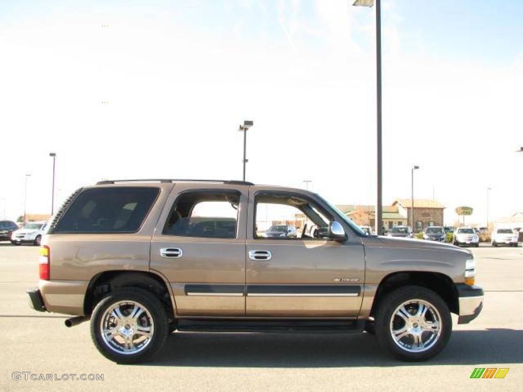 2003 Tahoe LT 4x4 - Sandalwood Metallic / Tan/Neutral photo #4
