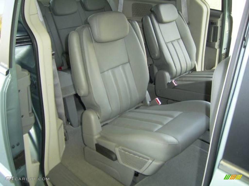 2010 Town & Country Touring - Clearwater Blue Pearl / Medium Slate Gray/Light Shale photo #13