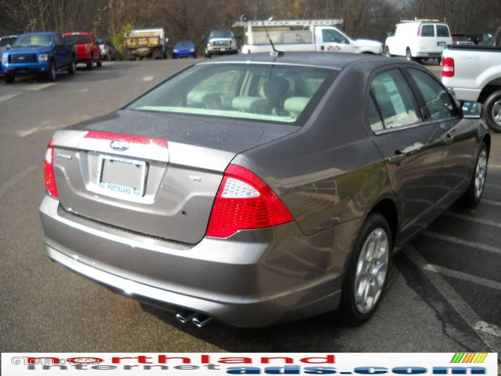 2010 Fusion SE - Sterling Grey Metallic / Medium Light Stone photo #6