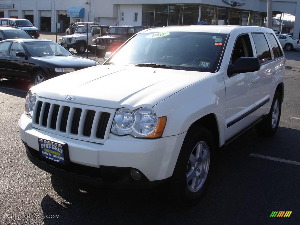 Stone White Jeep Grand Cherokee