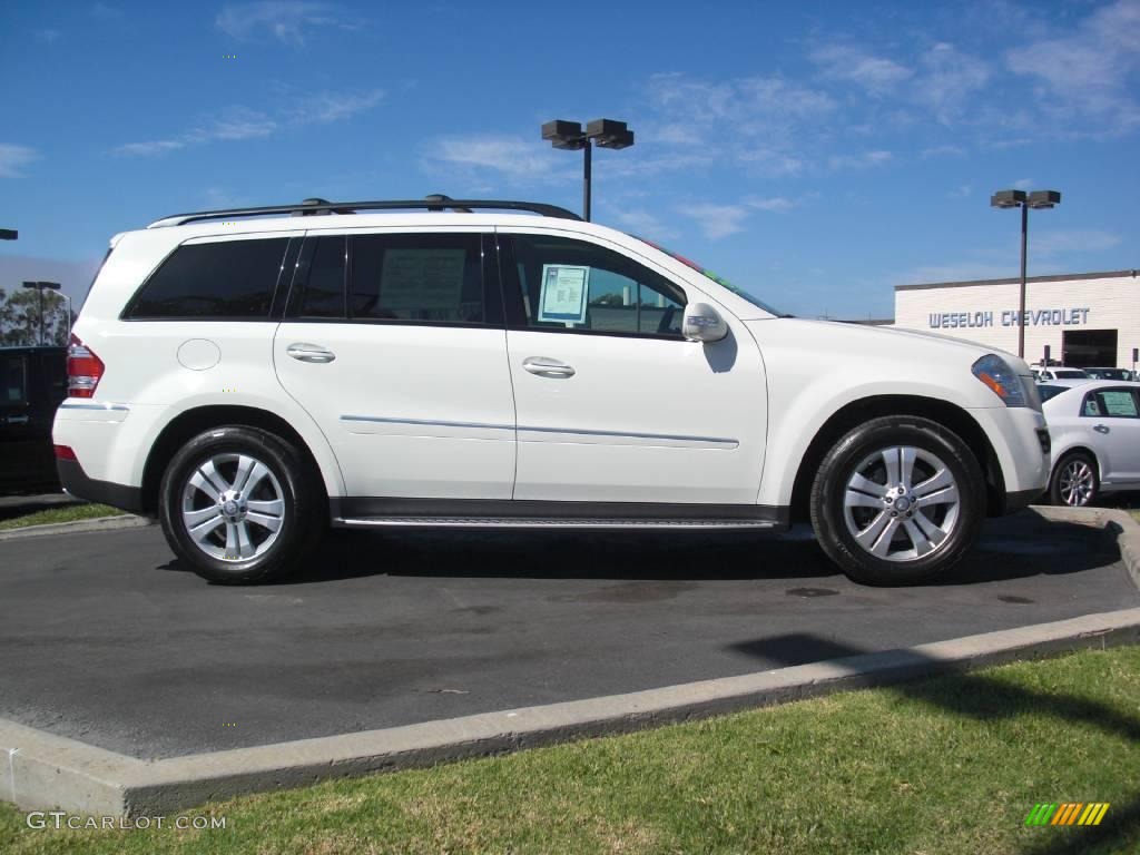 Arctic White Mercedes-Benz GL