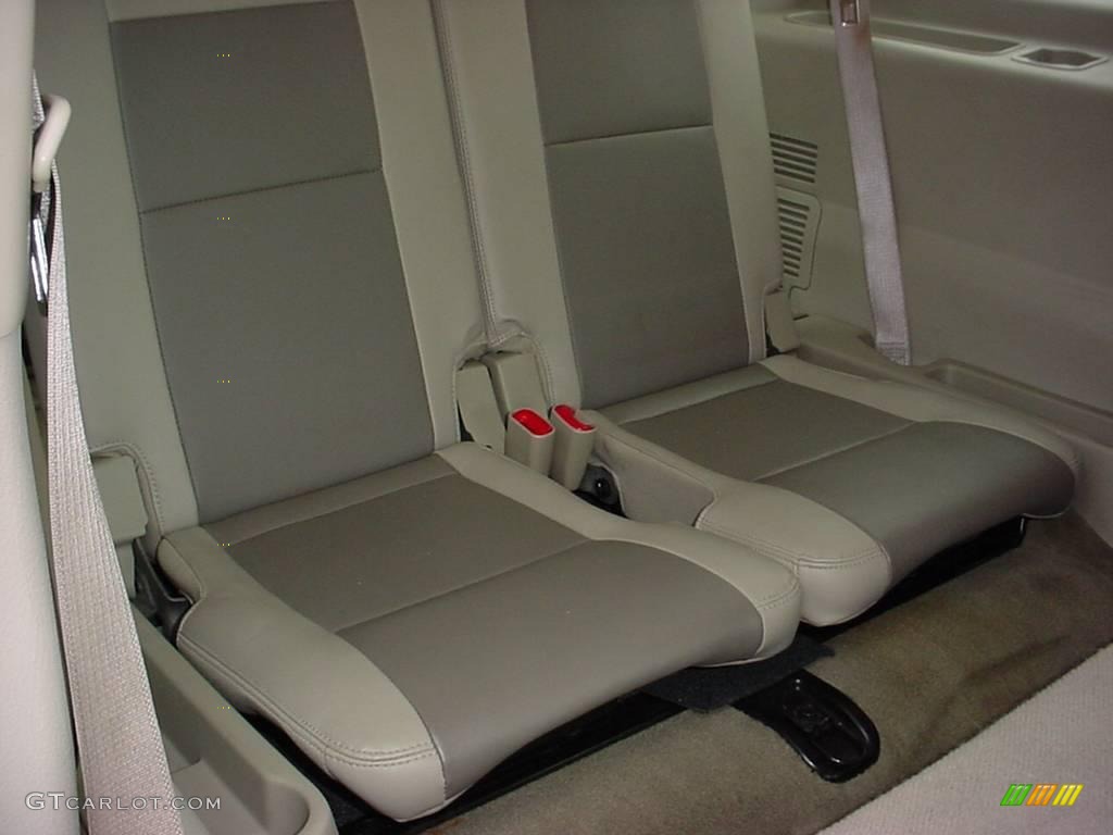 2006 Explorer XLT - Silver Birch Metallic / Camel photo #12