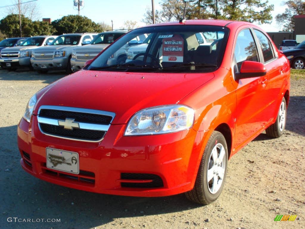 2009 Aveo LT Sedan - Victory Red / Charcoal photo #1