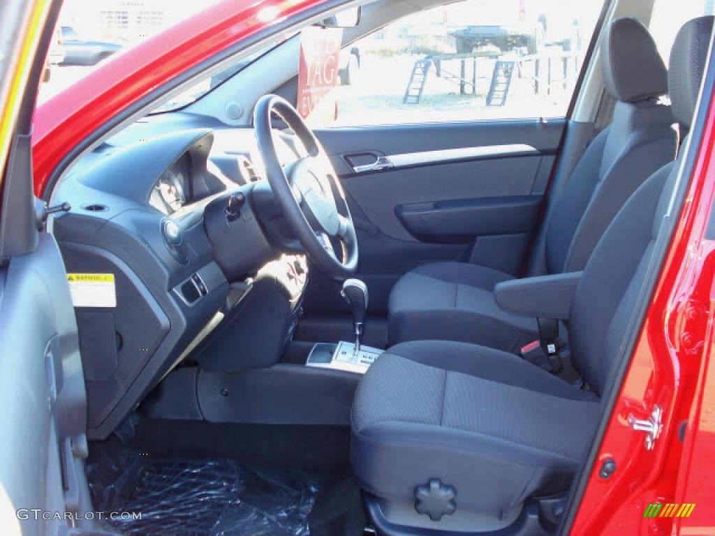 2009 Aveo LT Sedan - Victory Red / Charcoal photo #4