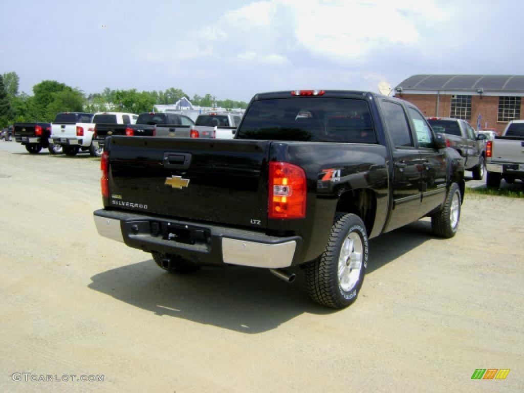 2009 Silverado 1500 LTZ Crew Cab 4x4 - Black / Light Titanium photo #2