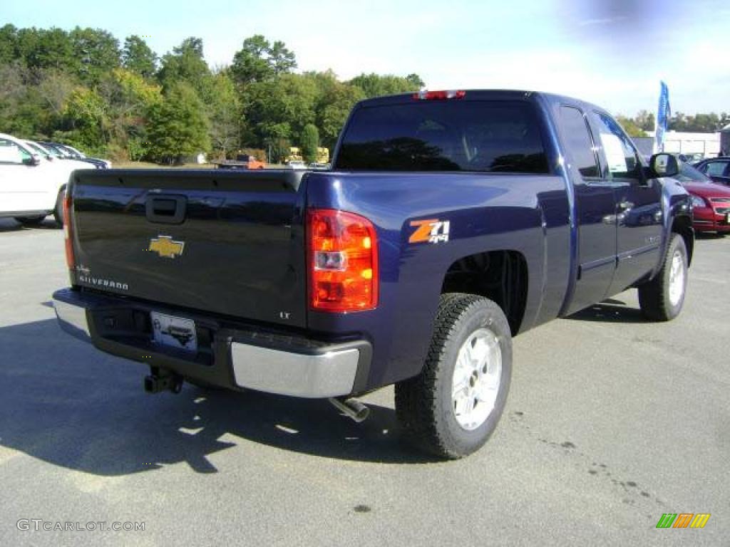 2009 Silverado 1500 LT Extended Cab 4x4 - Imperial Blue Metallic / Light Titanium photo #2