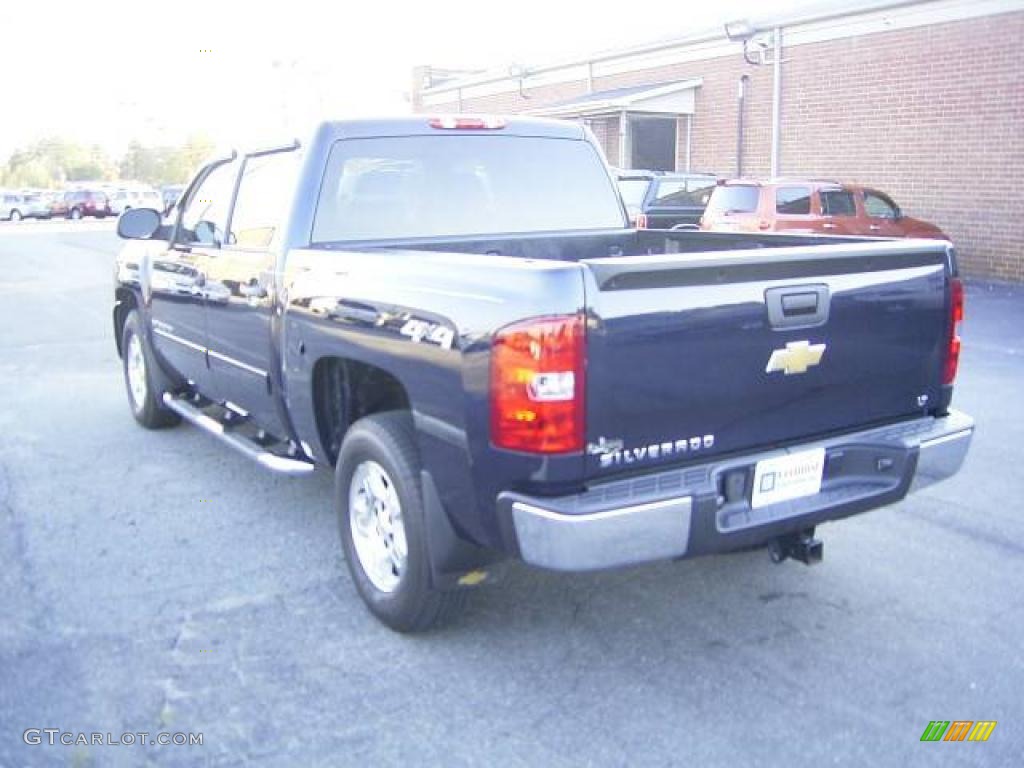 2008 Silverado 1500 LT Crew Cab 4x4 - Dark Blue Metallic / Ebony photo #2