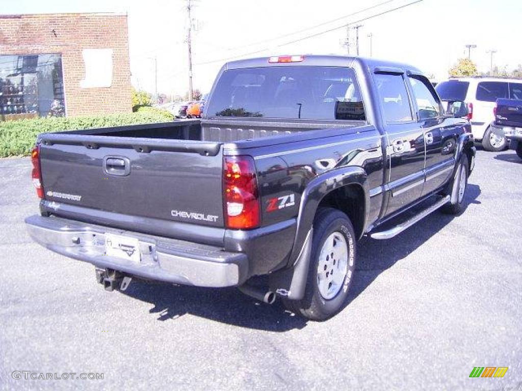 2005 Silverado 1500 Z71 Crew Cab 4x4 - Dark Gray Metallic / Medium Gray photo #5