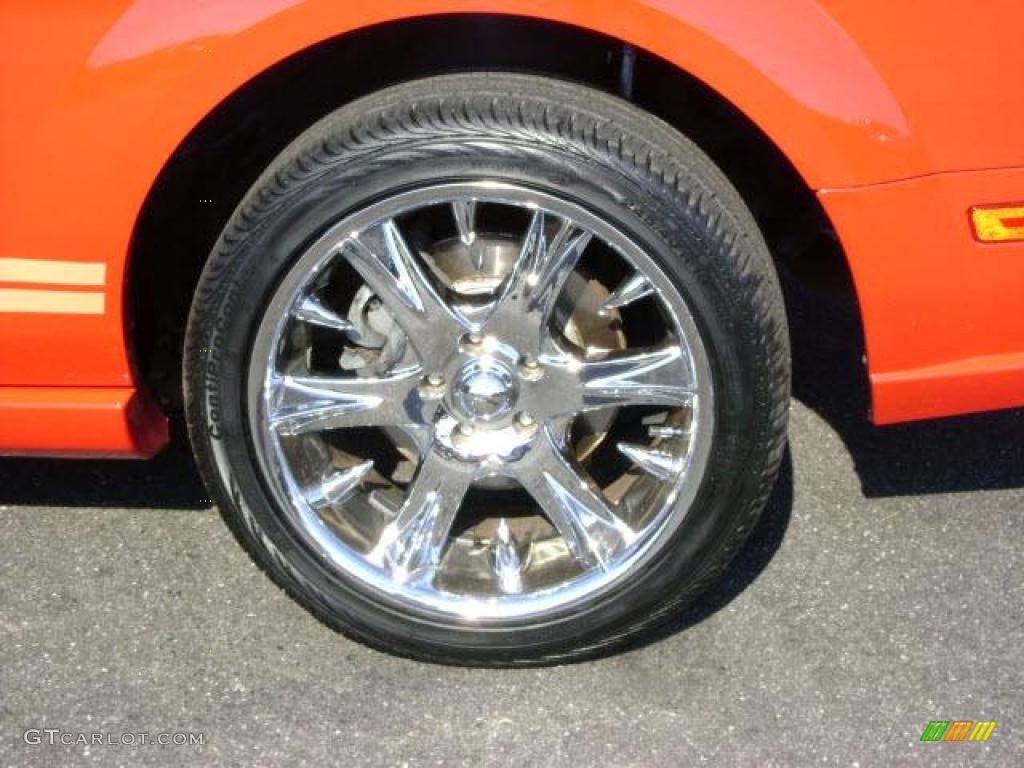 2006 Mustang GT Premium Coupe - Torch Red / Light Parchment photo #9