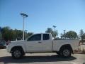 Super White - Tacoma PreRunner Access Cab Photo No. 6
