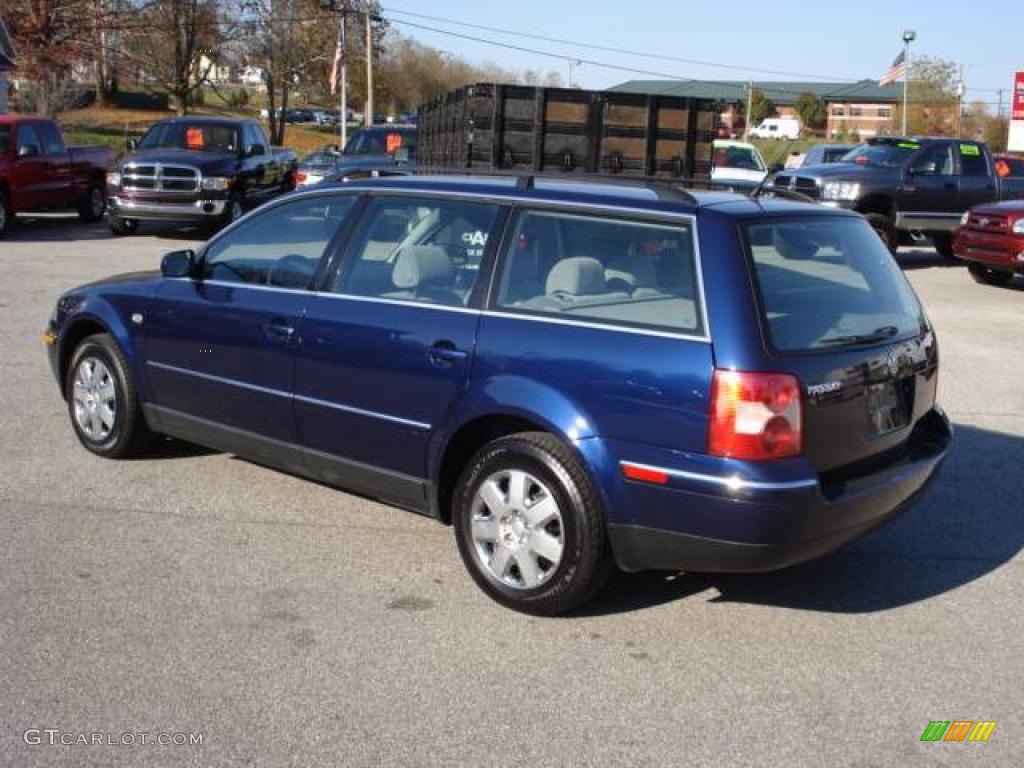 2002 Ink Blue Volkswagen Passat GLS Wagon 21243849 Photo 2 GTCarLot 2002-ink-blue-volkswagen-passat-gls-wagon-21243849-photo-2-gtcarlot
