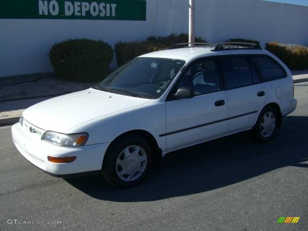 1996 Corolla DX Wagon - Super White / Gray photo #3
