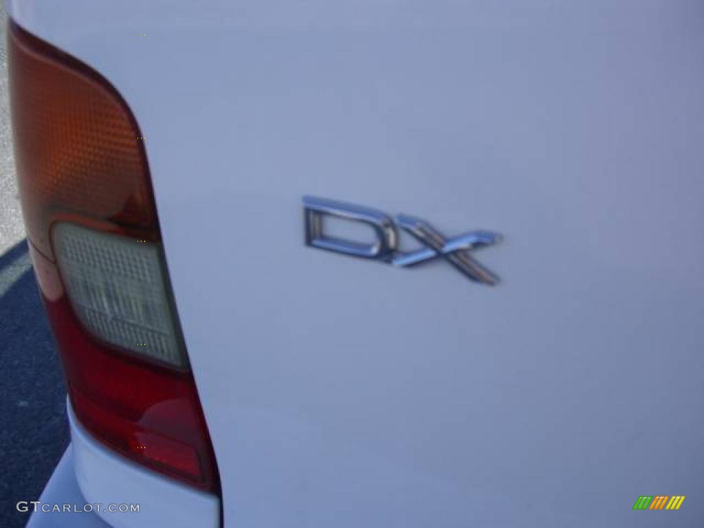 1996 Corolla DX Wagon - Super White / Gray photo #15