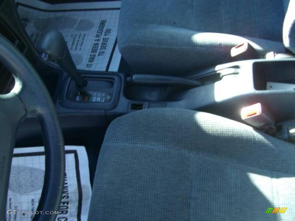 1996 Corolla DX Wagon - Super White / Gray photo #34