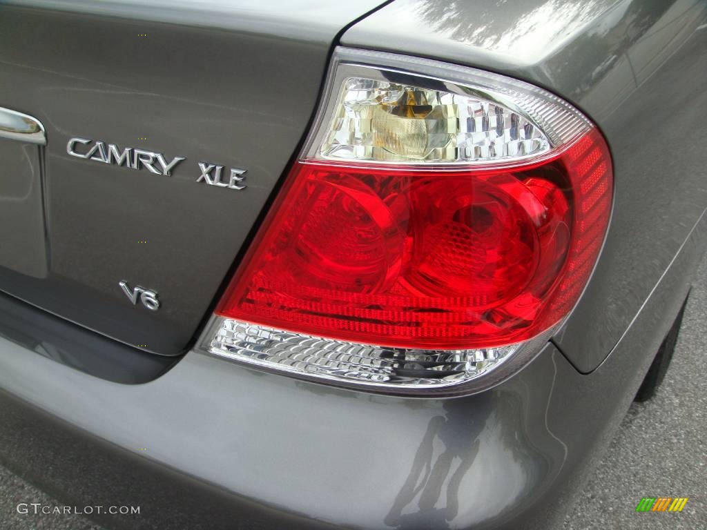 2006 Camry XLE V6 - Phantom Gray Pearl / Stone Gray photo #24