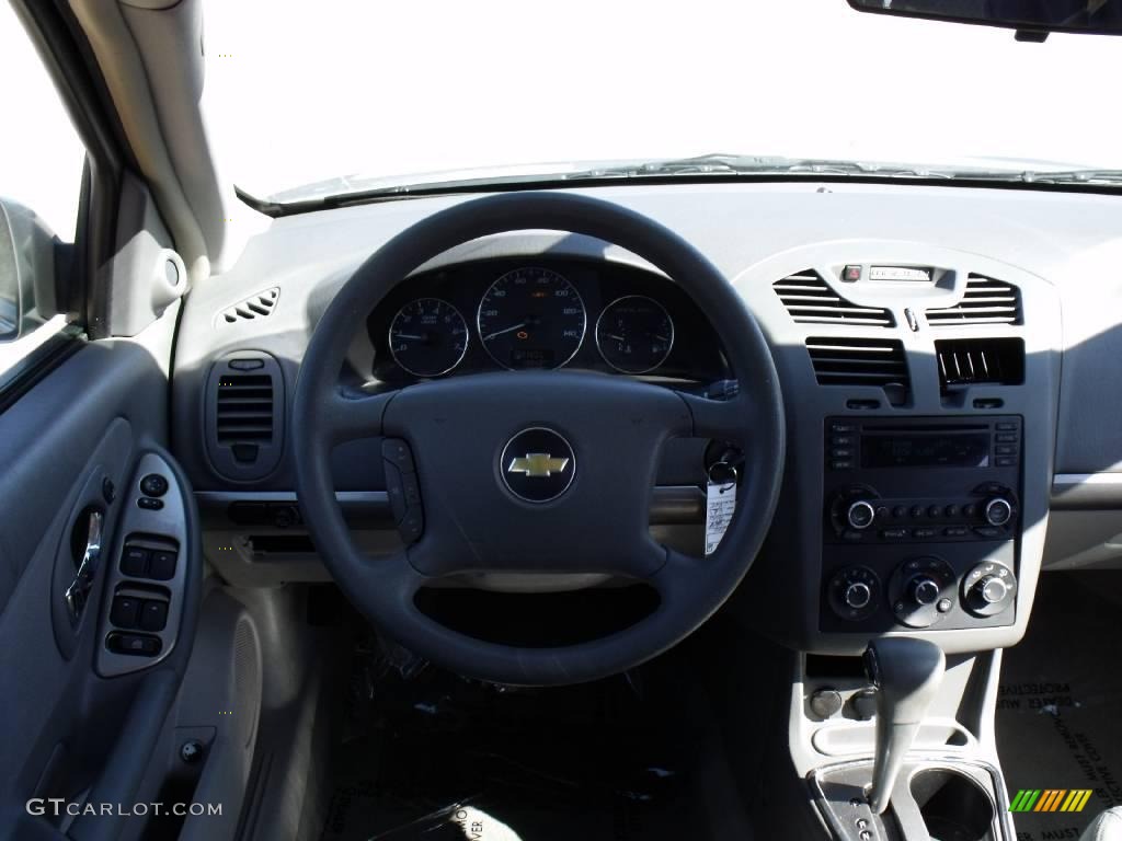 2006 Malibu LT Sedan - Silverstone Metallic / Titanium Gray photo #16