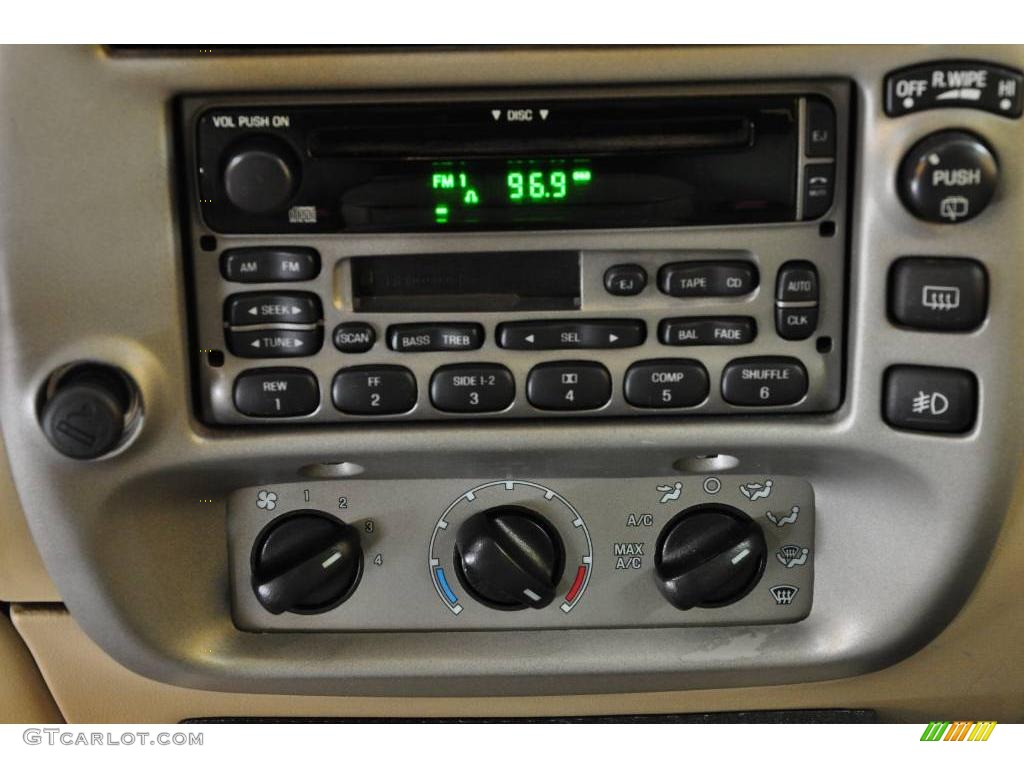 2003 Explorer Sport XLS - Estate Green Metallic / Medium Parchment Beige photo #8