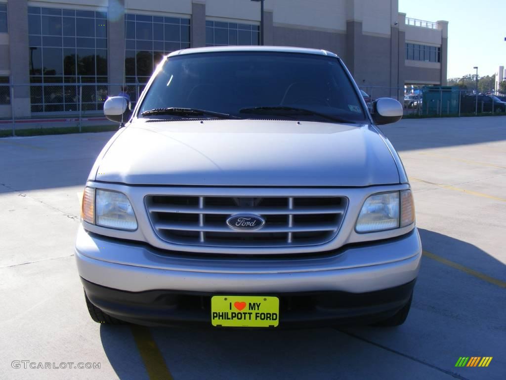 2003 F150 XL Sport Regular Cab - Silver Metallic / Medium Graphite Grey photo #8