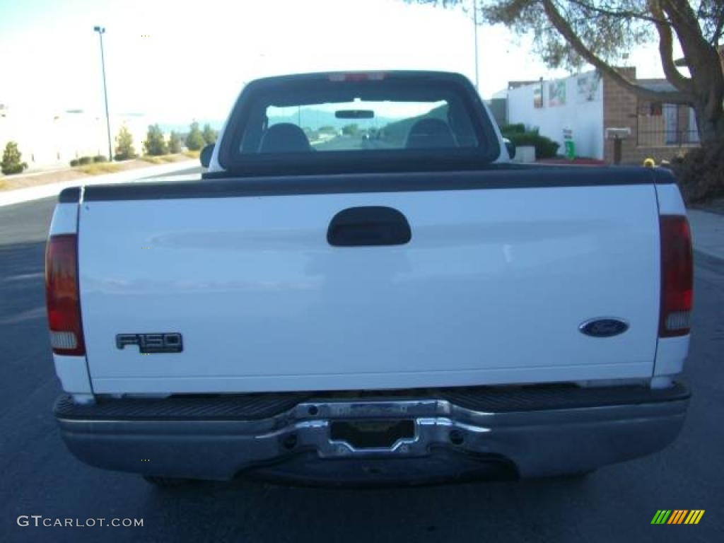 2004 F150 XL Regular Cab - Oxford White / Dark Flint photo #9