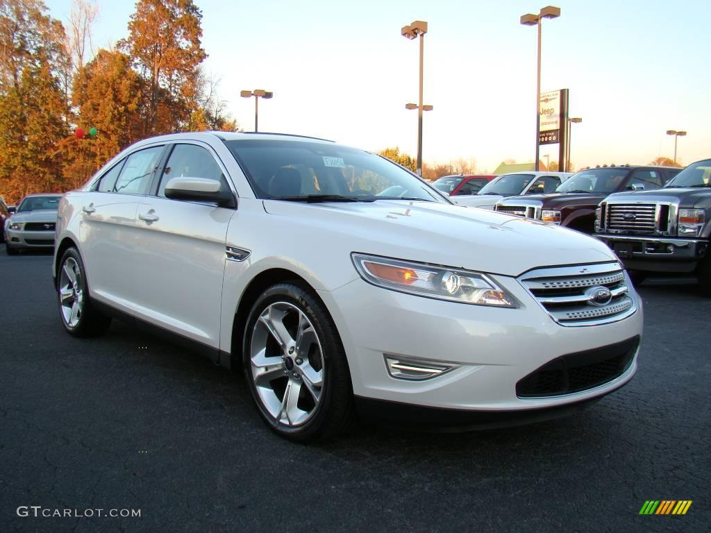 2010 Taurus SHO AWD - White Platinum Metallic Tri-Coat / Charcoal Black photo #1