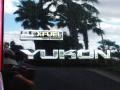 Onyx Black - Yukon SLT Photo No. 9