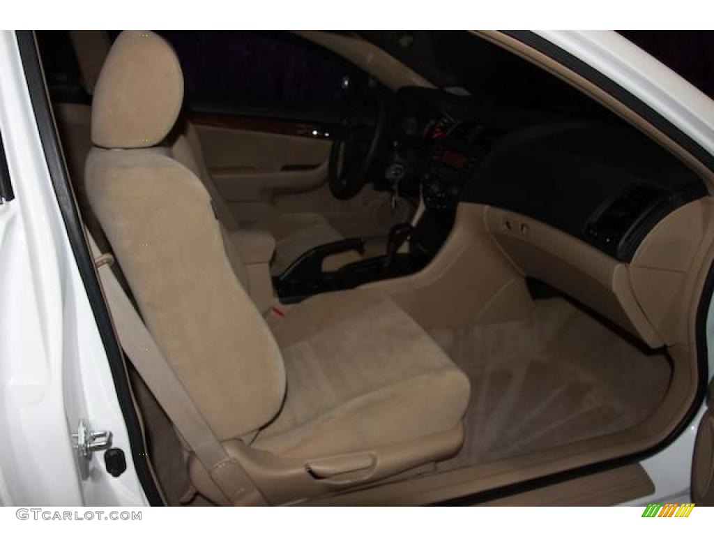 2007 Accord LX Coupe - Taffeta White / Ivory photo #14