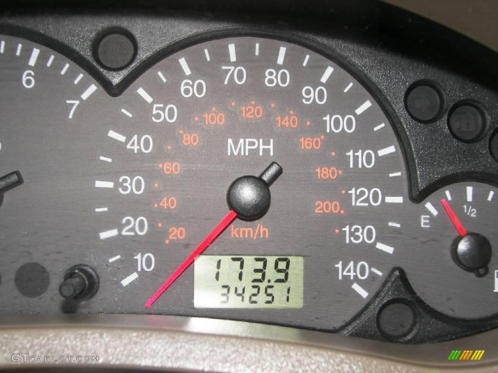 2005 Focus ZXW SES Wagon - Arizona Beige Metallic / Dark Pebble/Light Pebble photo #11