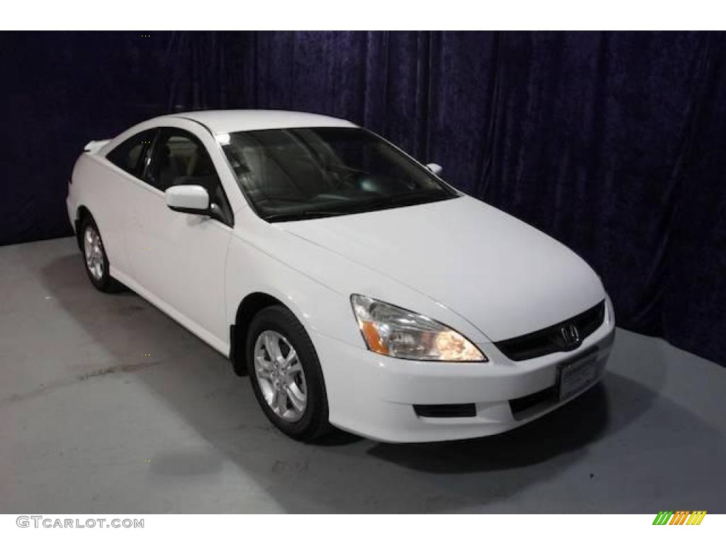 2007 Accord LX Coupe - Taffeta White / Ivory photo #27