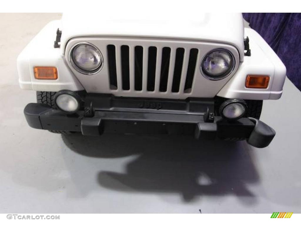 2000 Wrangler Sahara 4x4 - Stone White / Camel/Dark Green photo #22