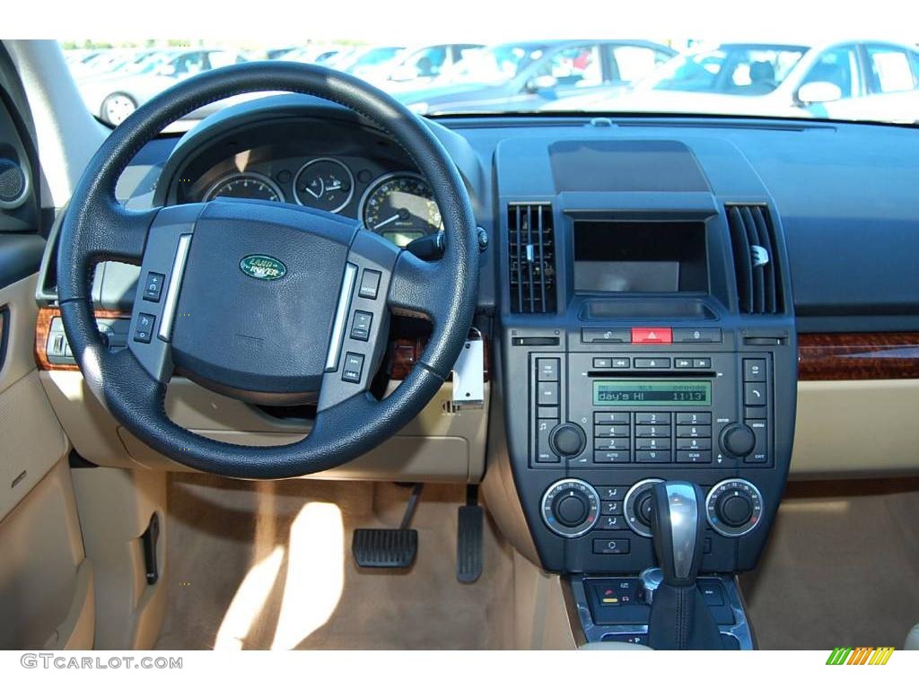 2008 Land Rover LR2 SE Alpaca Beige Dashboard Photo #21265638
