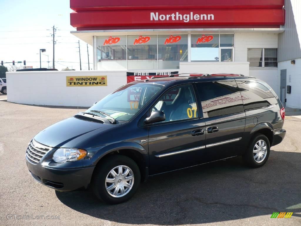 2007 Town & Country Touring - Modern Blue Pearl / Medium Slate Gray photo #1