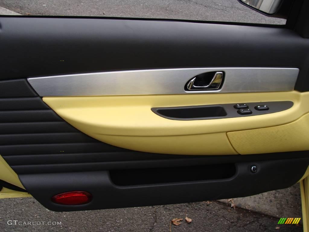 2002 Thunderbird Premium Roadster - Inspiration Yellow / Inspiration Yellow photo #10