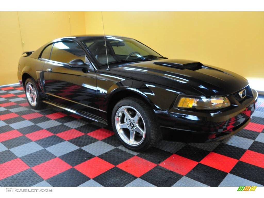 2003 Mustang GT Coupe - Black / Medium Parchment photo #1