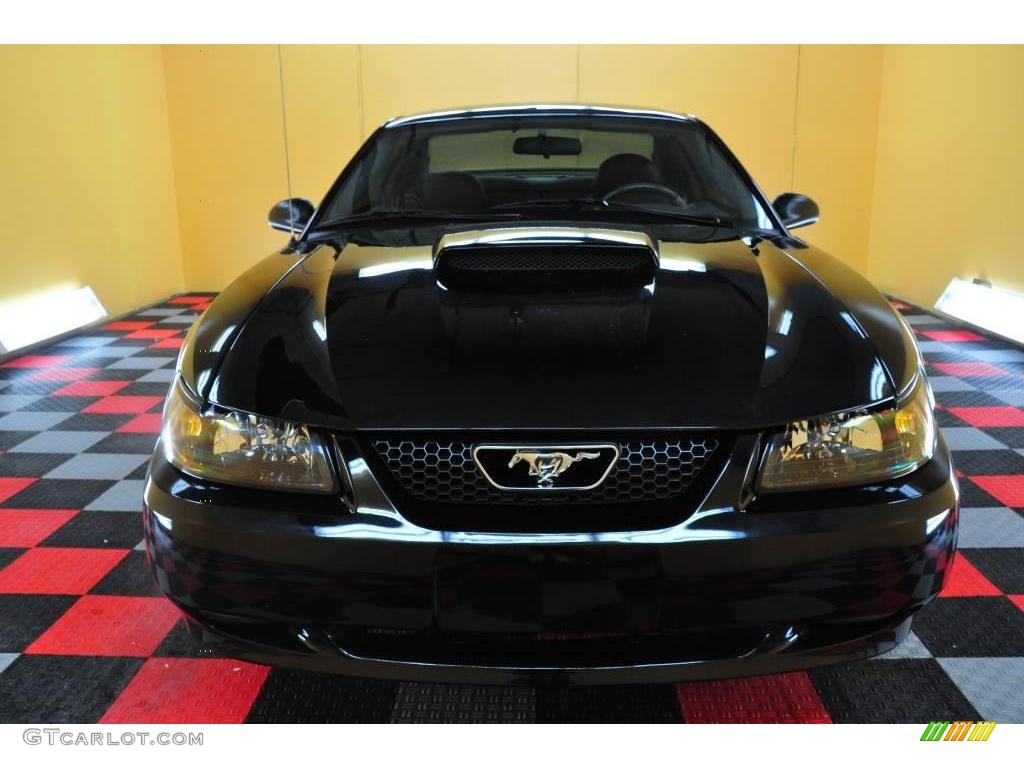 2003 Mustang GT Coupe - Black / Medium Parchment photo #2